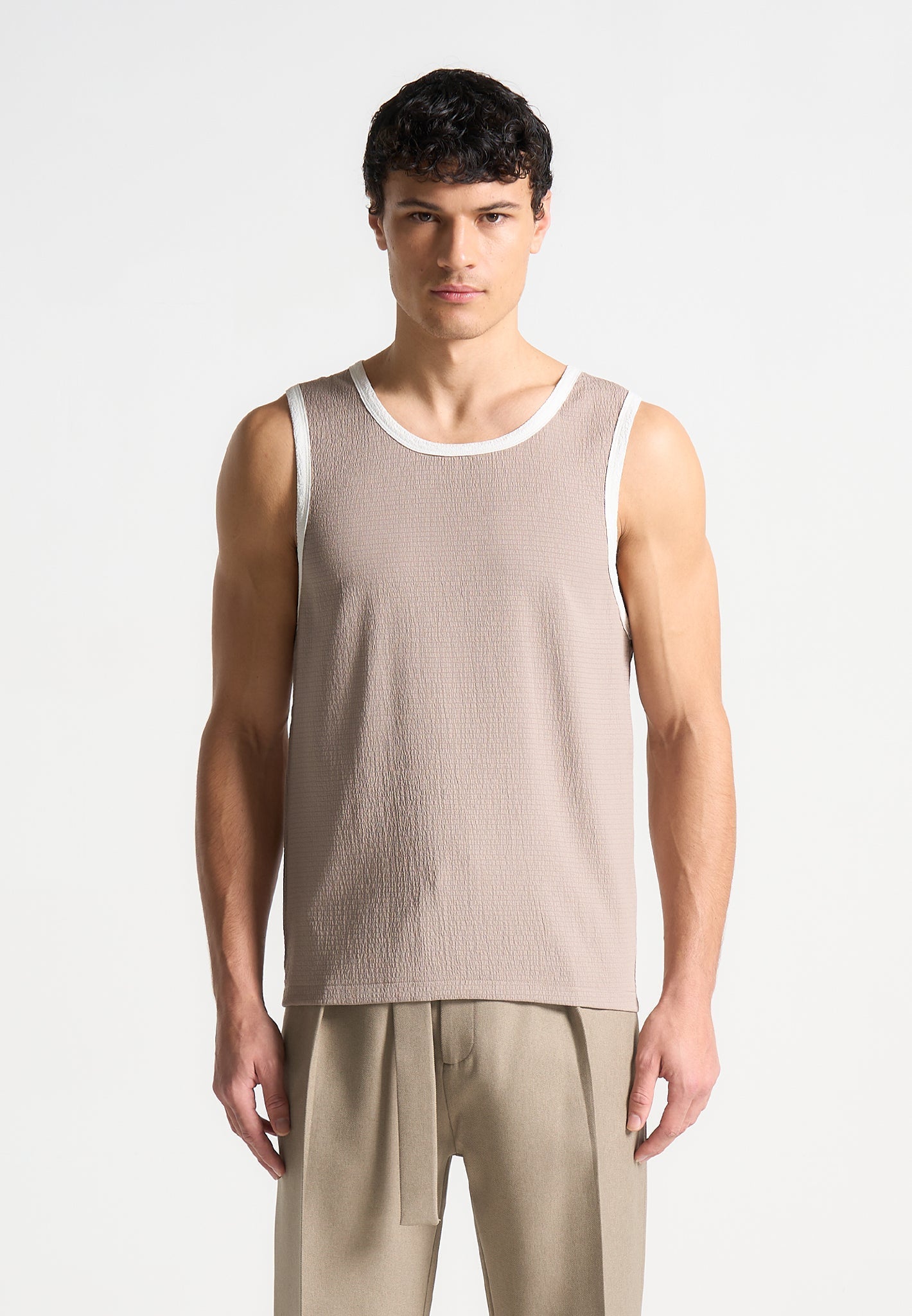 Seersucker Vest - Beige/White